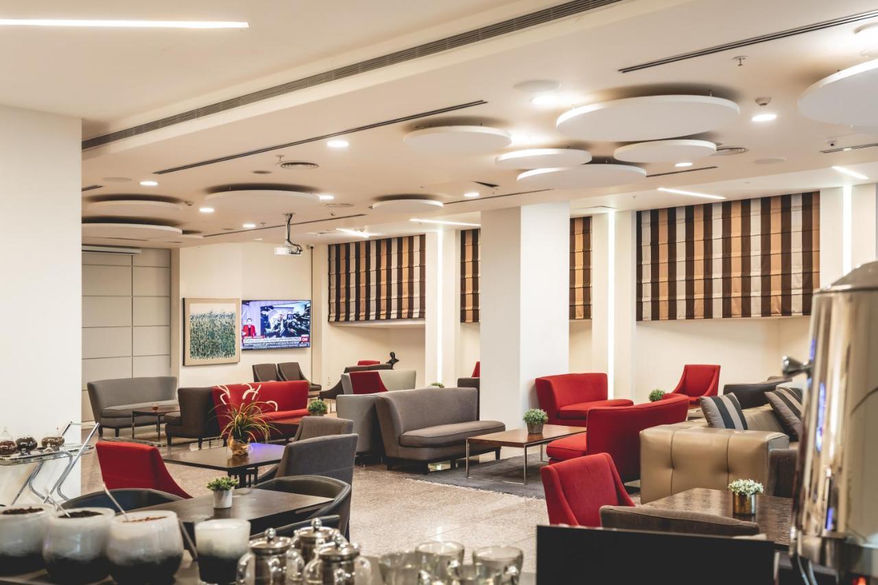 Benjamin Business Hotel Herzelia Extérieur photo