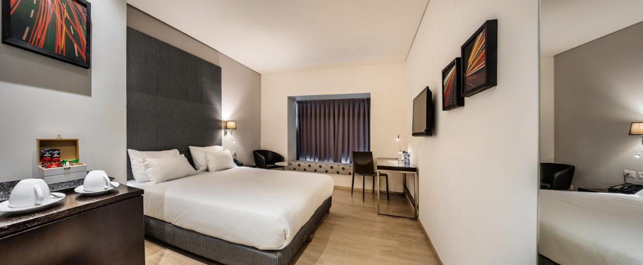 Benjamin Business Hotel Herzelia Extérieur photo