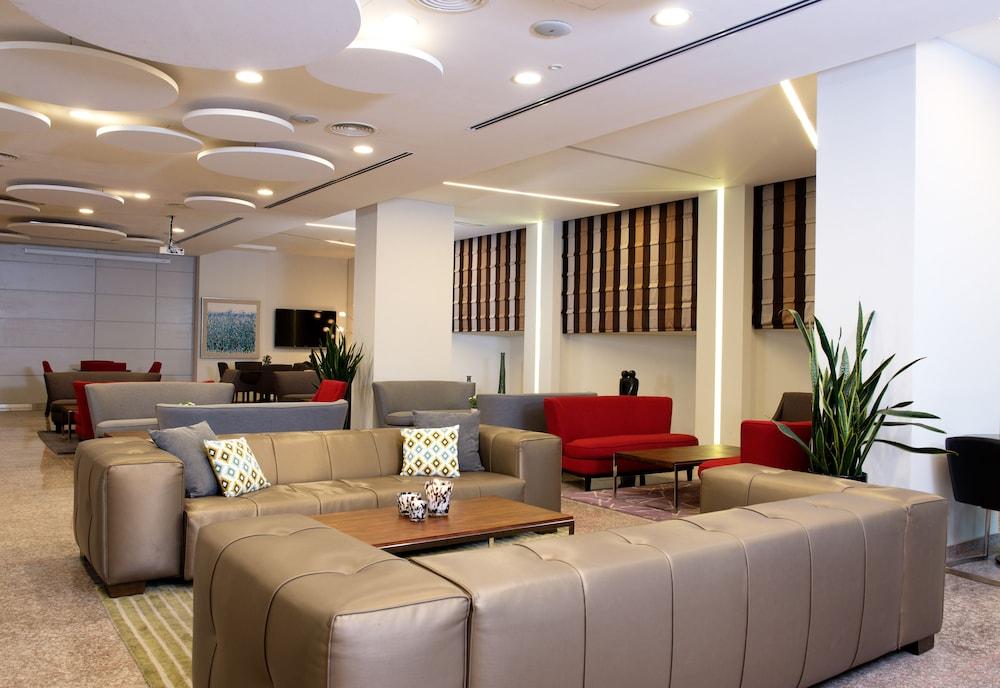 Benjamin Business Hotel Herzelia Extérieur photo